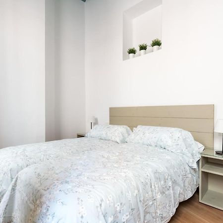 Apartamentos Leoncillos 塞维利亚 外观 照片